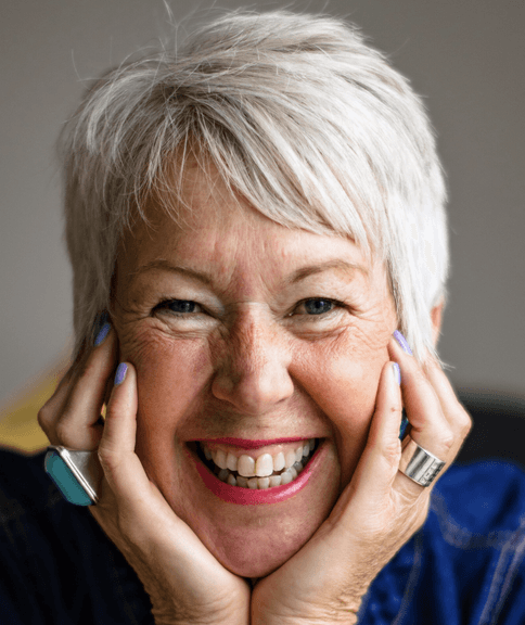 Dr Lucy Ryan